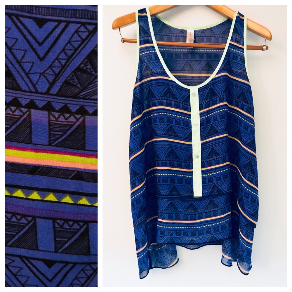 Boho tribal print top with neon accents sz XL